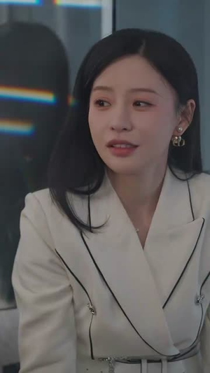 刚毕业,被姐姐拉去闪婚(84集) 刚毕业,被姐姐拉去闪婚(84集)短剧大结局超前点映