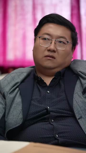 重回1990之破烂大王(80集) 重回1990之破烂大王(80集)短剧大结局超前点映