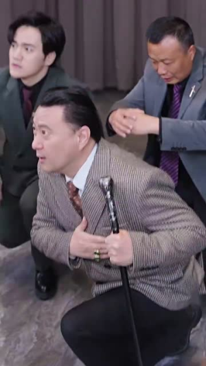 离婚后五个大佬都要娶我(80集) 离婚后五个大佬都要娶我(80集)短剧限免全集任你点