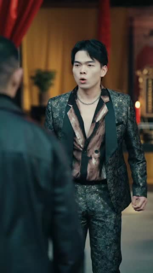 金蛇狂舞之天下无贼(52集) 金蛇狂舞之天下无贼(52集)短剧全剧终限免畅刷