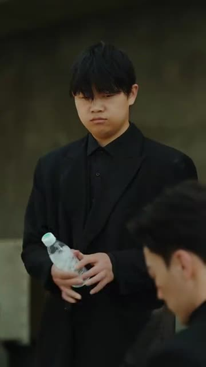 第19年(99集) 第19年(99集)短剧全集幕后花絮版