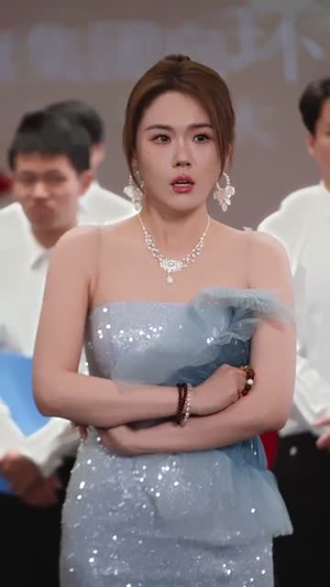 中年离婚后她名动商界(30集) 中年离婚后她名动商界(30集)短剧终篇全集限免看