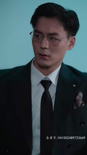 狂撩千亿总裁爆捶渣男(81集) 狂撩千亿总裁爆捶渣男(81集)短剧经典全集任你选