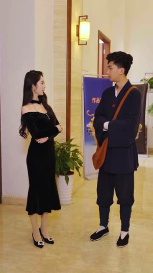 绝色师姐狂倒追,我却只想娶总裁(91集) 绝色师姐狂倒追,我却只想娶总裁(91集)短剧大结局全集解锁