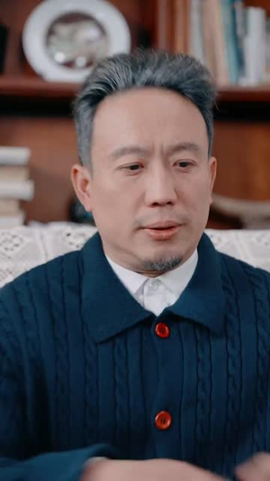出走后奶奶掀翻全家(30集) 出走后奶奶掀翻全家(30集)短剧大结局限免特辑