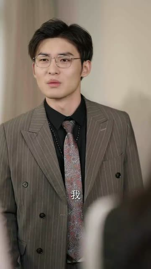 我用谐音梗爆改剧情,全家偷听躺赢(70集) 我用谐音梗爆改剧情,全家偷听躺赢(70集)短剧全集秒播无卡顿