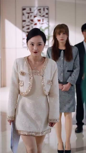 离职后她又美又飒(50集) 离职后她又美又飒(50集)短剧全集热力排行榜之一