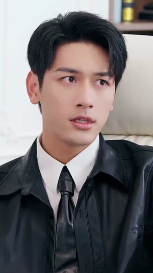 我见明月多妩媚(70集) 我见明月多妩媚(70集)短剧合集蓝光画质