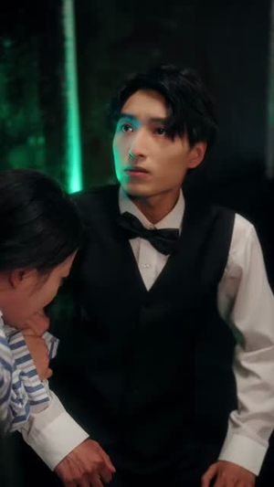夫人会赊刀全城开始预言(69集) 夫人会赊刀全城开始预言(69集)短剧全剧终高清放送